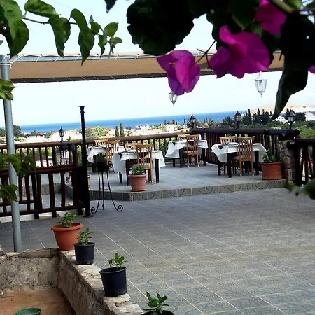 Отель Knidos *