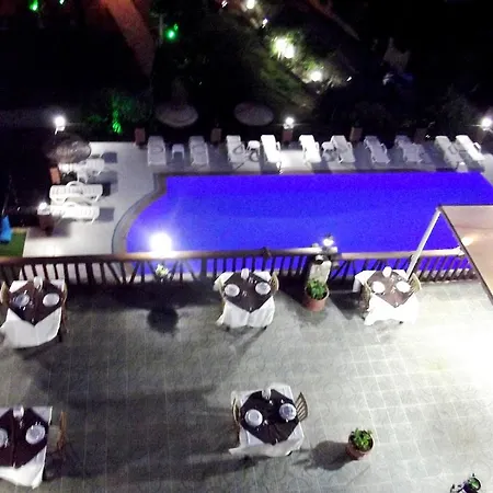 Knidos Hotel *