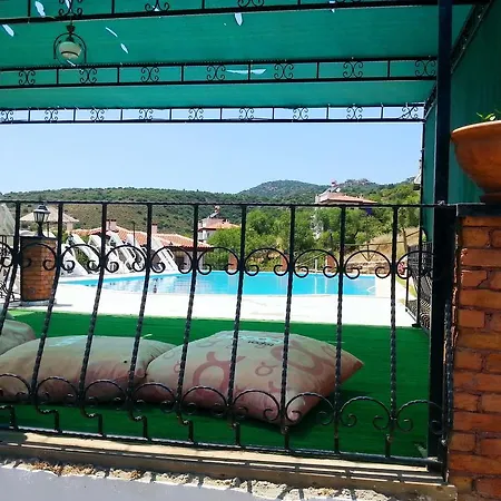 Knidos Hotel